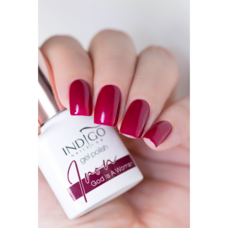 God Is a Woman Verniz Gel 7ml